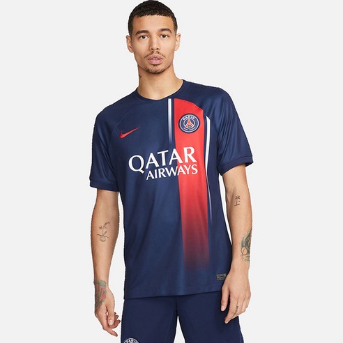 나이키 파리생제르망 PSG 홈 유니폼 반팔 져지 이강인 이적 23-24는 통기성이 우수한 소재로 제작된 최신 디자인의 유니폼입니다.