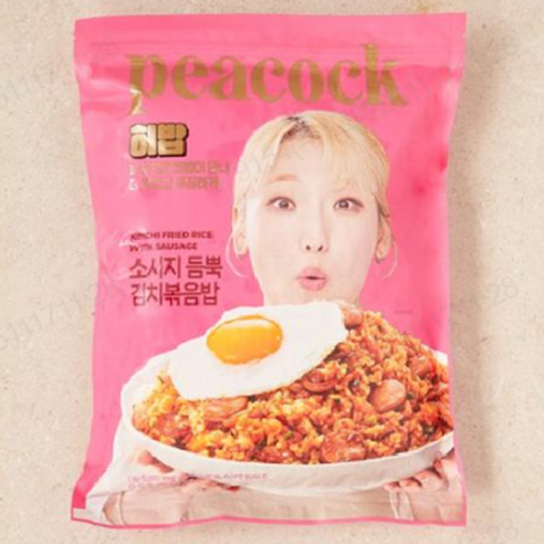 피코크 히밥 소시지 듬뿍 김치볶음밥