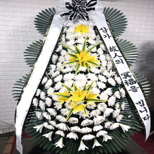 품질과 예의를 모두 담은 만개플라워 근조화환으로 고인을 향한 진심을 표현하세요.