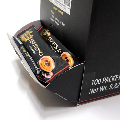 진한 향과 부드러운 맛의 베트남 킹커피 에스프레소로 시작하는 당신의 아침 커피의 향긋한 향기를 즐기세요.