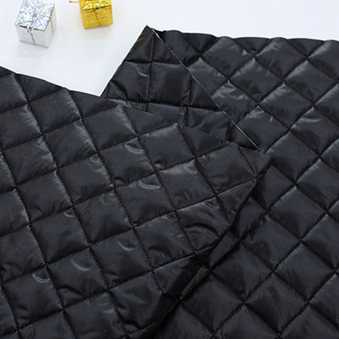 릴리패브릭 4온스 다이아누빔 양면 블랙: 깊이를 더하는 섬세한 아름다움 더조은원단