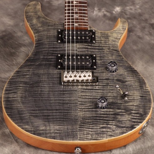 PRS SE Custom24 차콜: 꿈꿔왔던 연주 경험을 완성하다