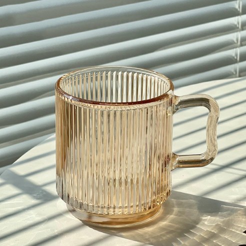 홈 카페에 우아함과 편안함을 더하는 앞날앤 홈카페 북유럽 투명 머그컵