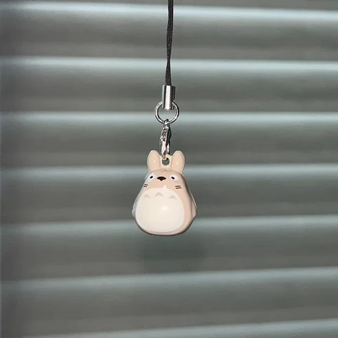 토토로 키링으로 잃어버린 행운을 되찾고, 매일 행복을 충전하세요!