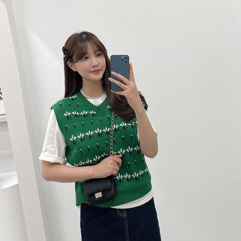 귀여움과 발랄함이 어우러진 봄 패션 필수템