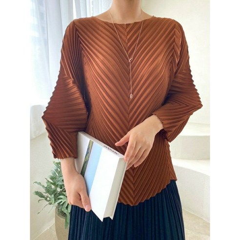 플리츠유 브이 7부 입체 플리츠 티 주름 마담 이세이 여성 봄 가을 여름 엄마 선물 빅사이즈