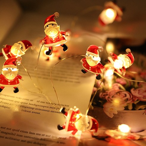 아름다운 조명으로 크리스마스 분위기를 만들어줄 수 있는 구스터프 크리스마스 조명 트리 전구