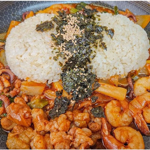 부산할매의 전설적 낙곱새 맛을 직접 경험하세요!