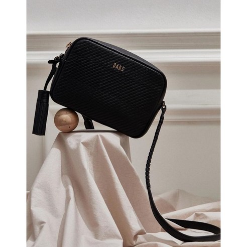 닥스 블랙 하우스체크 경판 가죽 크로스백 DCBA3E411BL 닥스가방 Best Top5