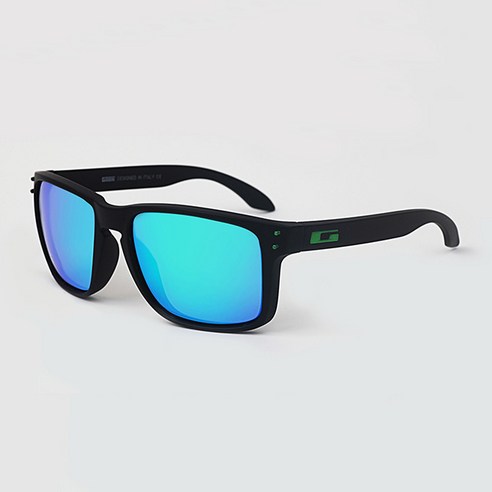 활동적인 라이프스타일에 필수적인 스타일, 보호, 편안함이 모두 갖춰진 편광 스포츠 선글라스