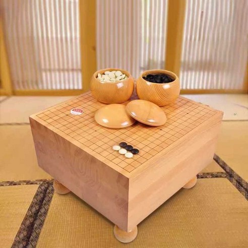 전통과 집중력이 어우러진 바둑의 세계