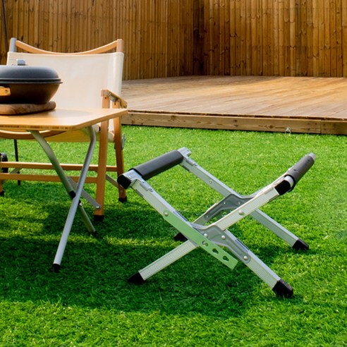 캠핑을 더 편안하고 즐겁게 만드는 캠든 아이스박스 받침대