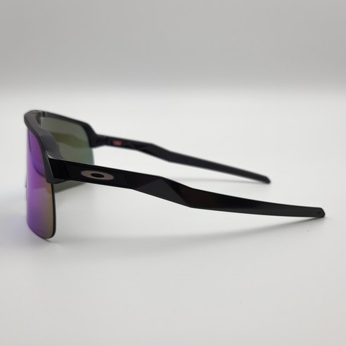 오클리 수트로 라이트, 라이딩을 위한 완벽한 동반자