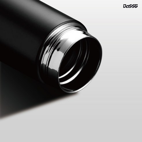 편리하고 세련된 다쓱 텀블러로 완벽한 온도의 음료를 즐기세요.