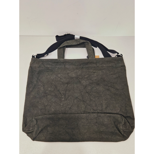 시대를 초월하는 세련됨, 스투시 크로스백으로 완성하는 당신의 스타일