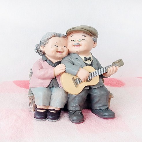 이플린 가정의달 부모님 선물 행복한 노부부 도자기 인형, 기타