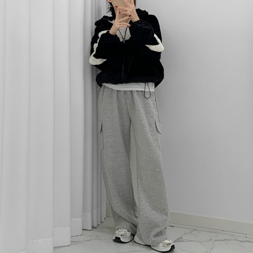 티데일리 여성용 밀크티 카고 롱 와이드 밴딩 트레이닝 팬츠, 21,900원 할인가, 중공 티플러스에서 제조되었으며, 찬물에 중성세제로 손세탁 권장