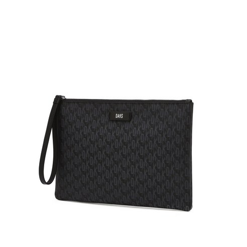 세련된 브라운, 품격을 더하는 닥스 클러치백