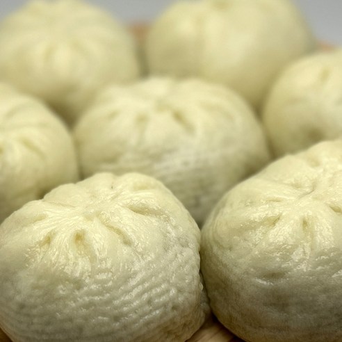 매콤함과 든든함으로 지친 하루를 위로하는 전설의왕만두 김치 왕만두