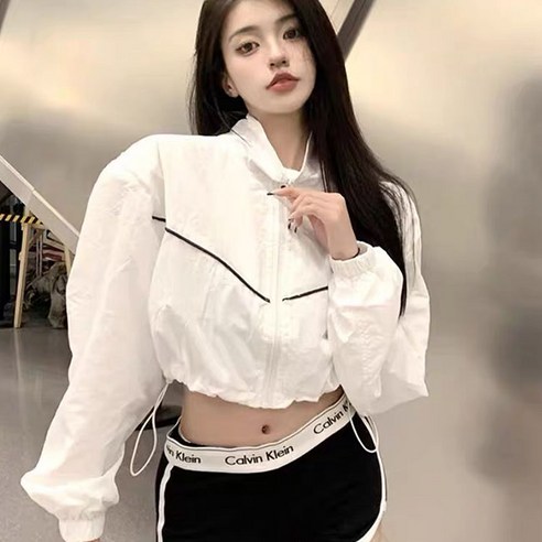 나나뽕 봄 여름 루즈핏 초경량 바스락 크롭 집업