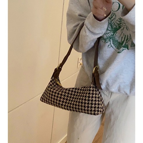 가을 겨울 복고풍 격자 무늬 가방 새로운 패션 바게트 가방 모직 겨드랑이 가방 핸드백 Crossbody 가방