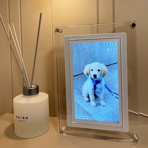 토이토 디지털 액자: 추억을 담는 스마트한 캔버스