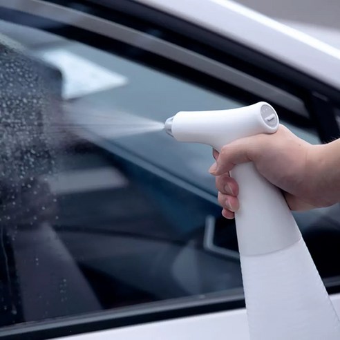 샤오미 전동 분무기로 손쉽게 가꾸는 초록빛 행복