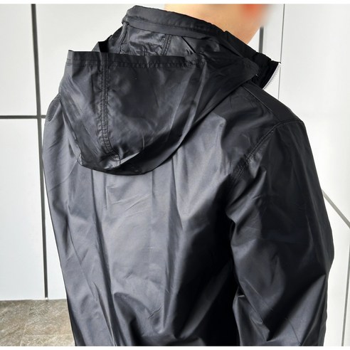 운동과 편안함의 완벽한 조화: 나이키 우븐 트레이닝복