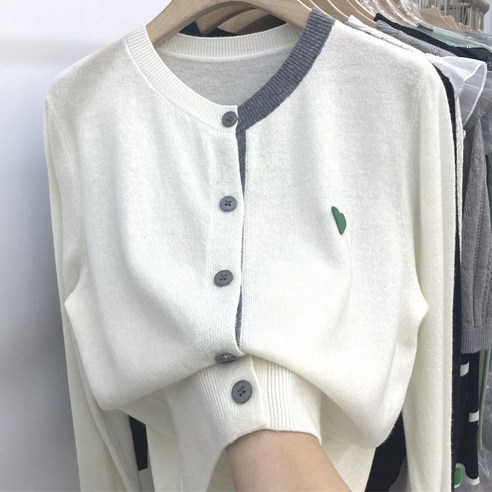 봄가을 패션 따뜻 매력 상의 센스 품질 울 패치 박시 이너 겨울철 따뜻 보호 긴팔 퍼 니트 가디건 부드러운 소재 편안 데일리
