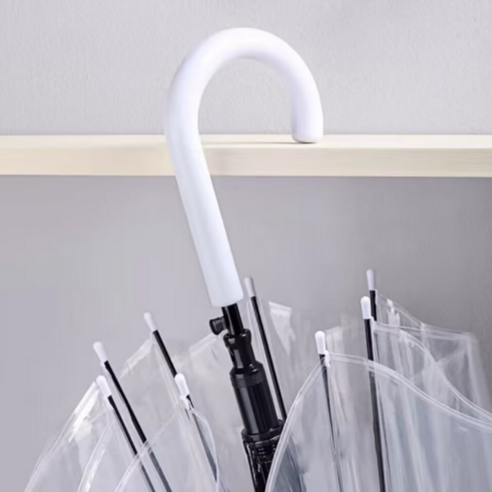 갑작스러운 비, 투명 우산 10개로 든든하게 대비하세요!