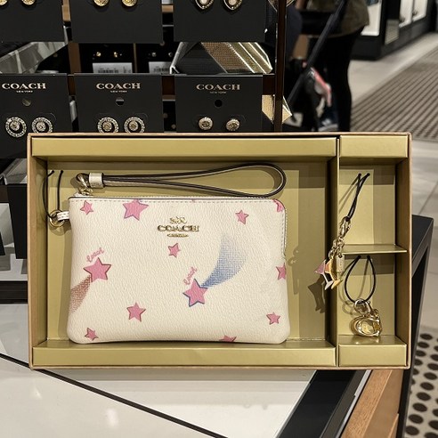 [미국해외직구]빠른배송 Coach BOXED CORNER ZIP WRISTLET 코치 시그니처 가죽 박스형 코너 지퍼 팔찌 C6879 C7350호환