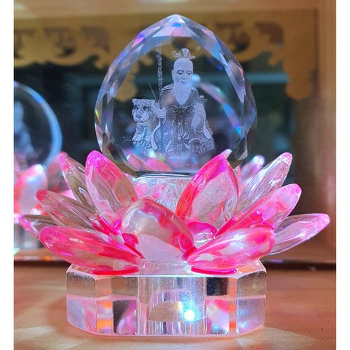 은은한 빛으로 피어나는 염원의 꽃, 크리스탈 연꽃 LED 인등
