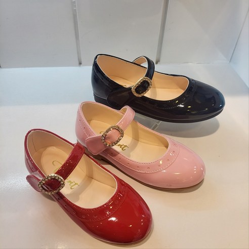 봄을 닮은 사랑스러운 아동화, 편안함과 스타일을 모두 갖춘 19,900원의 행복