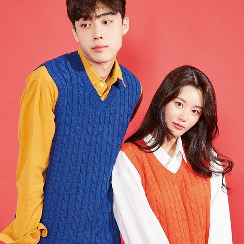 네스파 텐 꽈배기 브이 니트조끼 브이넥