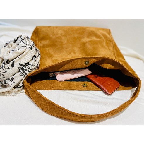 저렴한 가격으로 얻는 뛰어난 품질의 세련된 가방