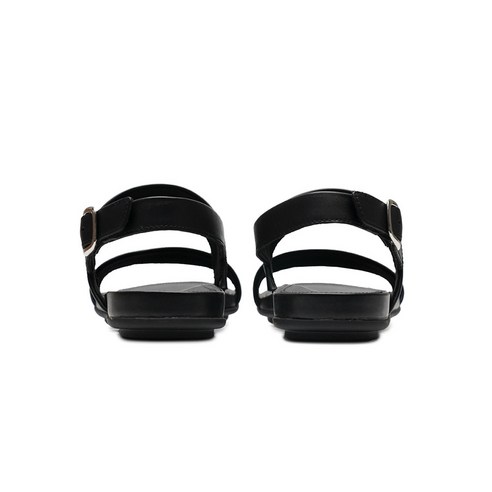 핏플랍 그라시에, 여름날의 자유로운 우아함을 담다