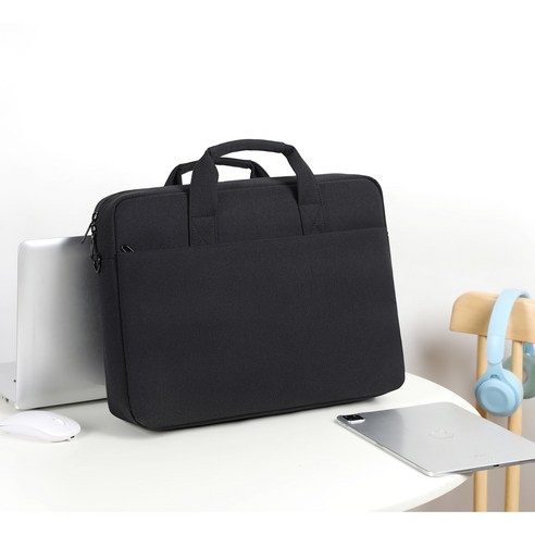 안전과 스타일을 모두 잡는 슬림 노트북 가방