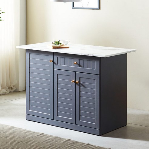 주방의 품격을 높이는 고급스러운 아일랜드 식탁