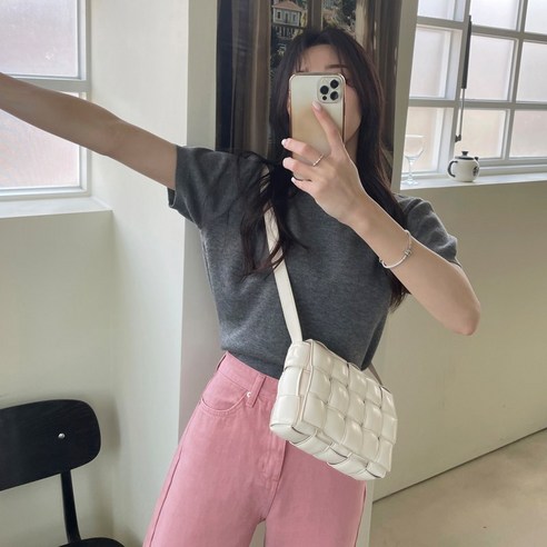 女 時尚 服裝 上衣 短袖 t卹 成年女人 成年女人 女士 女人 涼爽 夏天 夏天 夏天 夏天 夏天 夏天 涼爽的夏天 仲夏 夏天 夏天 炎熱的夏天炎熱的夏季 炎熱的夏季 夏 女裝 女士 冷靜 冷靜 女裝 服裝 短袖T卹