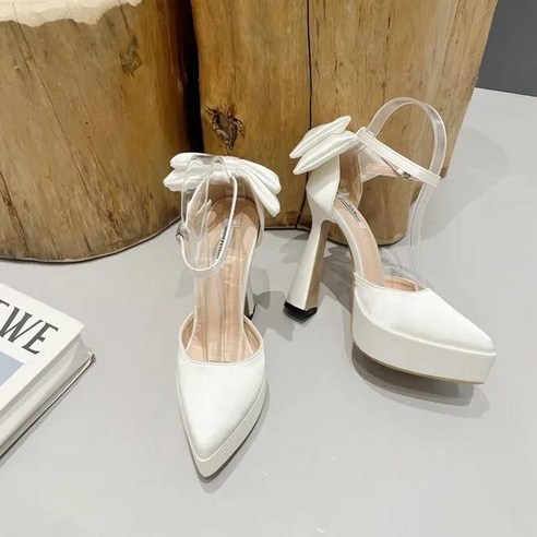 하이힐 여성용 새틴 페이스 샌들 보우 원 워드 버클 뾰족한 토 두꺼운 힐 여성 신발 여름 패션