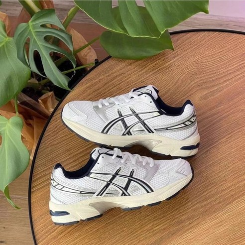 발 디딜 때마다 느껴지는 편안함, 아식스 젤-1130으로 완성하는 데일리 스타일