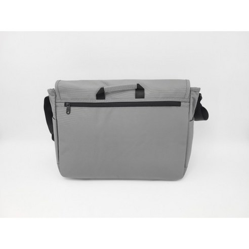 스타일과 실용성을 완벽하게 조화시킨 캉골 메신저백