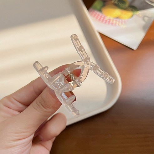 머리를 더 스타일리시하게! 바네코 미니 앞머리 헤어 집게핀