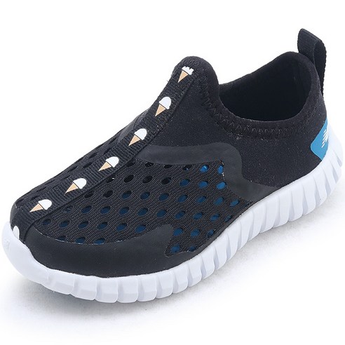 아이들의 여름, 시원하고 스타일리쉬하게! 뉴발란스 키즈 아쿠아 드리프트