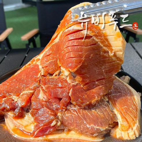 제주의 프리미엄 맛, 유비푸드 제주흑돼지 양념 왕구이