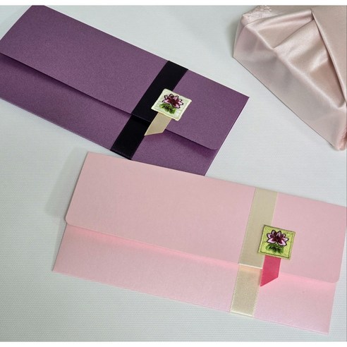 세심한 장인정신이 담긴 아름다운 미니자수 용돈봉투로 추석을 특별하게 만들어 보십시오.