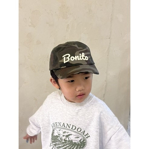 세련된 카모 패턴의 꾸안꾸 스타일 완성, [럭키즈] 보니토 캡모자