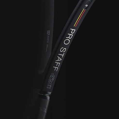 코트 위를 지배하는 우아한 힘, 윌슨 프로 스태프 97 v13