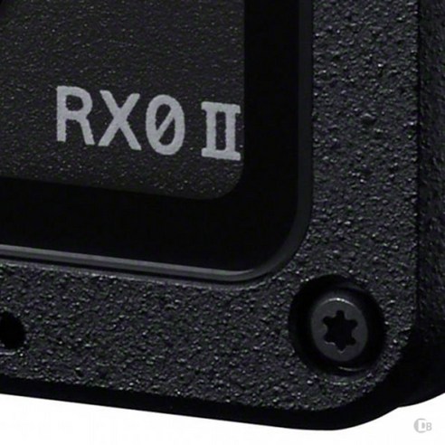 작지만 강력한, 소니 DSC-RX0 II: 궁극의 휴대성과 뛰어난 성능을 겸비한 액션캠