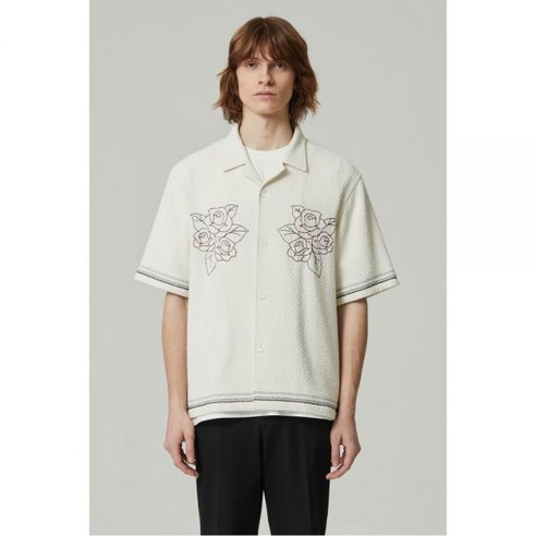 커스텀멜로우 Semi-over flower embroidery half shirt_CWSAM24003IVX CWSAM24003IVX 163315